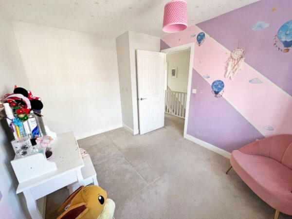 Usherwood Way, Hugglescote, LE67 2HN