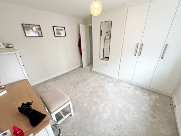 Cassley Crescent, Lubbesthorpe, Leicester, LE19 4BJ