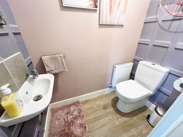 Usherwood Way, Hugglescote, LE67 2HN