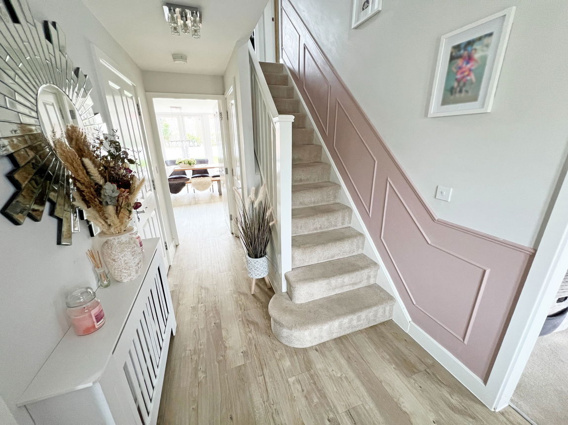 Usherwood Way, Hugglescote, LE67 2HN