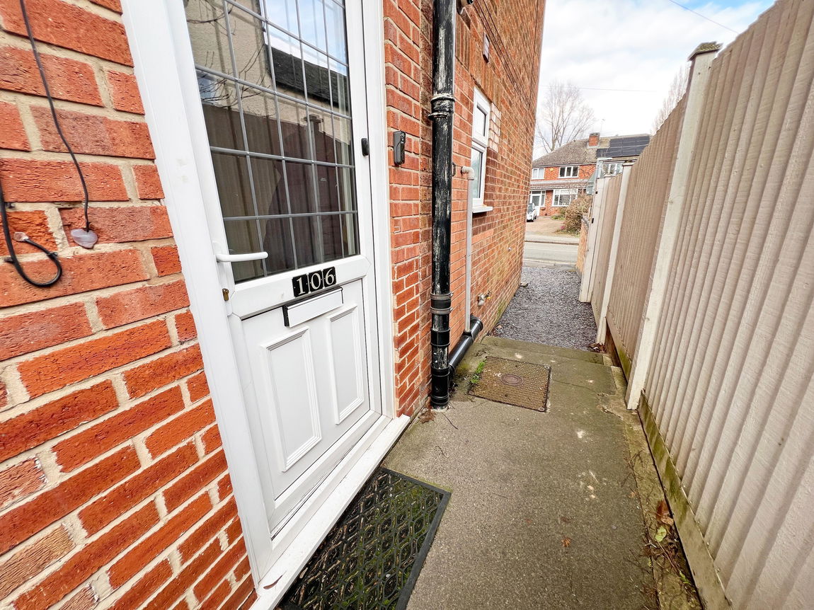 Bradgate Road, Anstey, Leicester, LE7 7FB