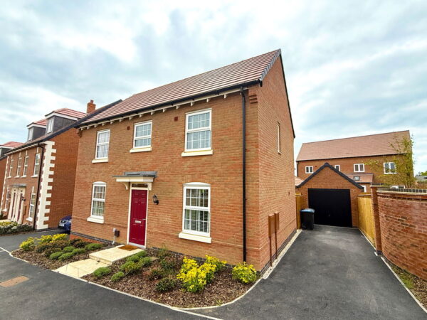 Harrow Close, Lubenham View, Market Harborough, Leicestershire, LE16 9YP