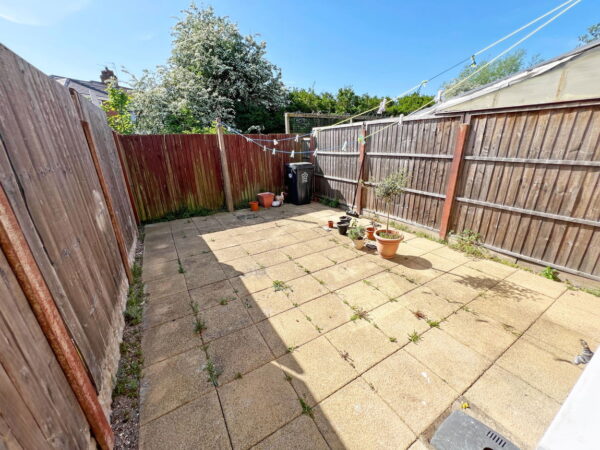 Huntsmans Way, Leicester, LE4 7ZG
