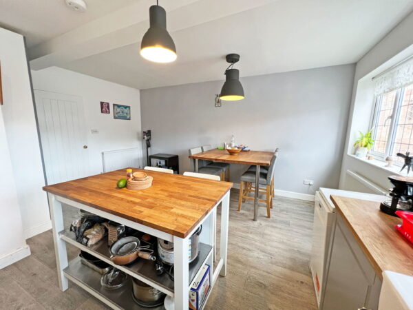 Bradgate Road, Anstey, Leicester, LE7 7FB