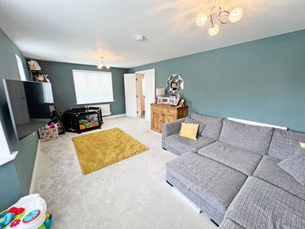 Cassley Crescent, Lubbesthorpe, Leicester, LE19 4BJ