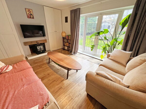Bradgate Road, Anstey, Leicester, LE7 7FB