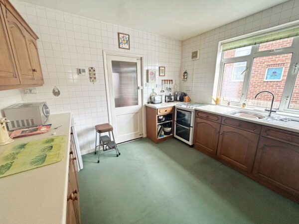 Arcadia Crescent, Skegness, Lincolnshire, PE25 3JE