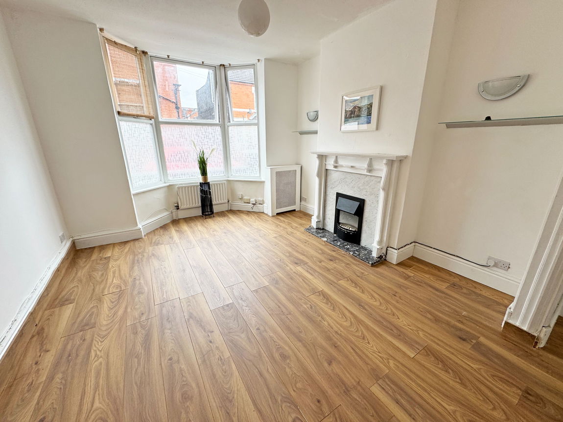 Spencer Road, Rushden, NN10 6AD