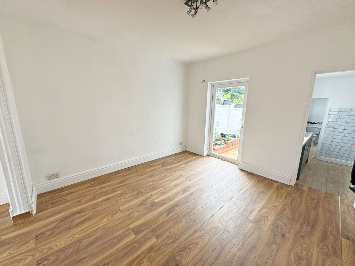 Spencer Road, Rushden, NN10 6AD