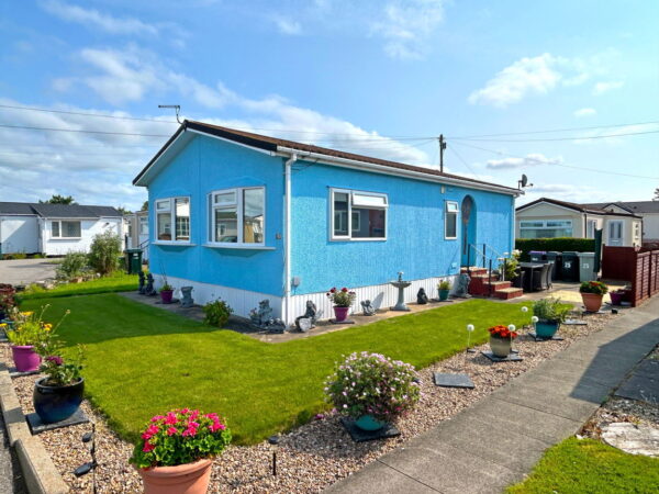 Lyndhurst Estate Sea Lane, Ingoldmells, Lincolnshire, PE25 1PD
