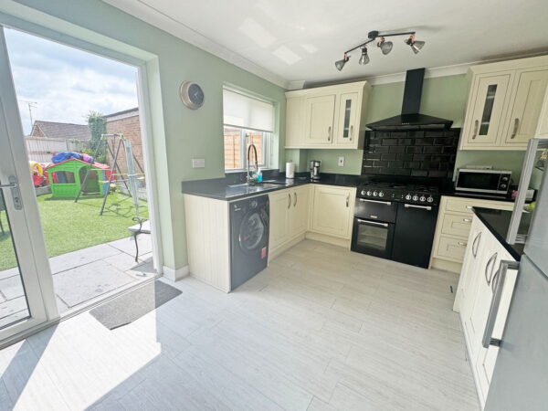 St Johns Avenue, Northampton, NN2 8RU