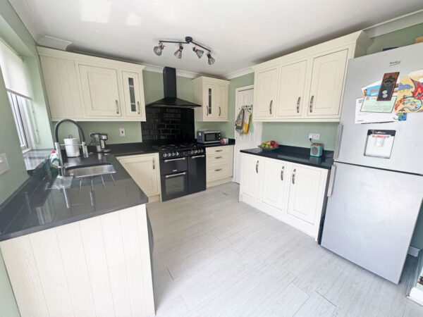 St Johns Avenue, Northampton, NN2 8RU