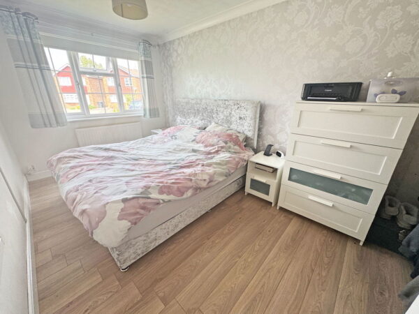 St Johns Avenue, Northampton, NN2 8RU