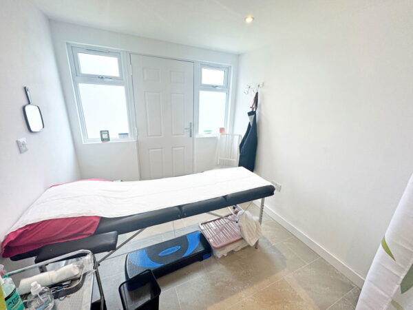 St Johns Avenue, Northampton, NN2 8RU