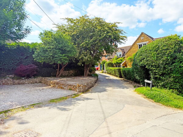 Bottom Lane, Stoke Albany, Market Harborough, Leicestershire, LE16 8PN