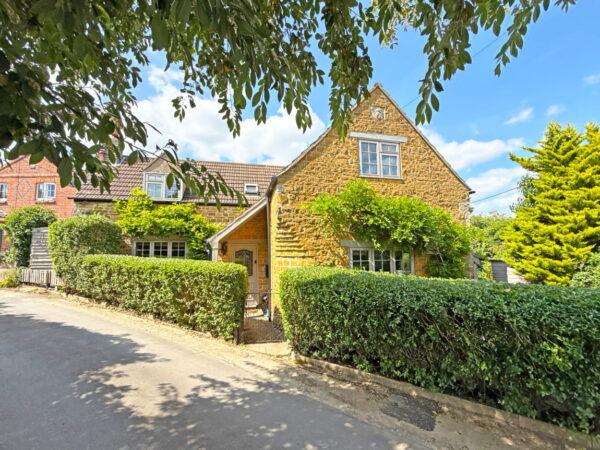 Bottom Lane, Stoke Albany, Market Harborough, Leicestershire, LE16 8PN