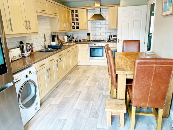 Hickling Close, Rothley, Leicester, Leicestershire, LE7 7QF