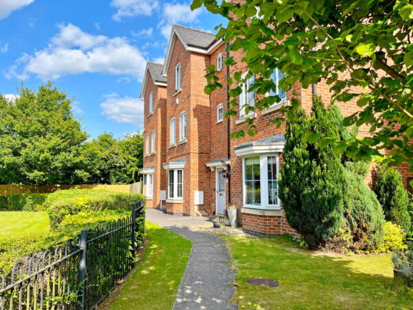 Hickling Close, Rothley, Leicester, Leicestershire, LE7 7QF