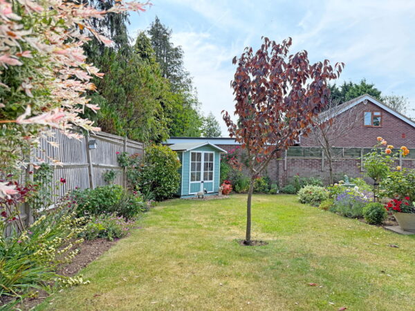 Darlow Drive, Biddenham, Bedford, Bedfordshire, MK40 4AY