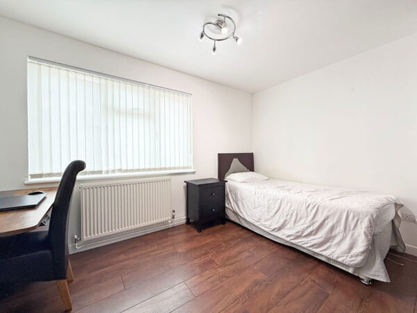 St. Johns Avenue, Kempston, Bedford, Bedfordshire, MK42 8JL