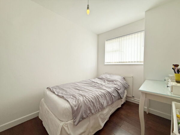St. Johns Avenue, Kempston, Bedford, Bedfordshire, MK42 8JL