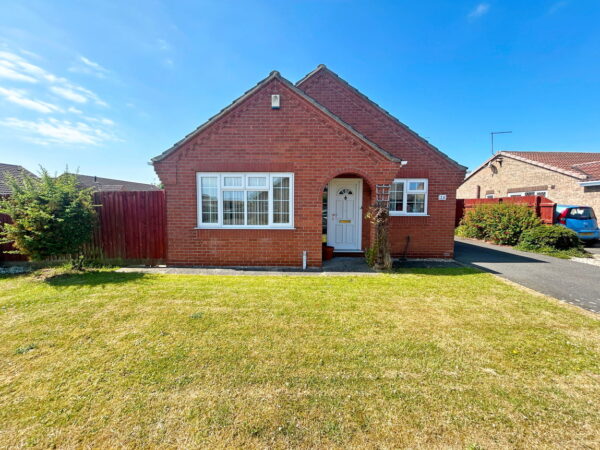 Thames Crescent, Hogsthorpe, Skegness, Lincolnshire, PE24 5PS