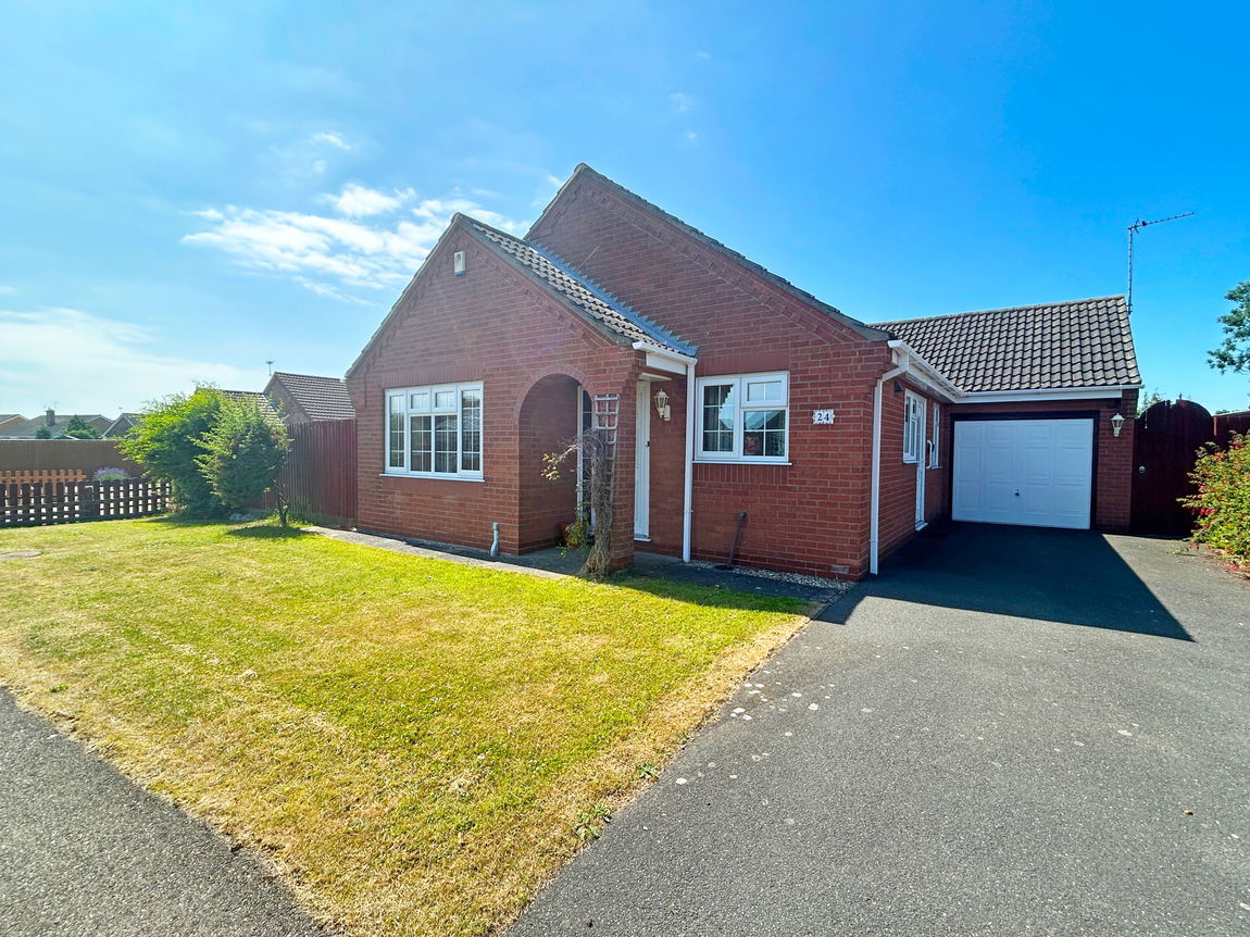 Thames Crescent, Hogsthorpe, Skegness, Lincolnshire, PE24 5PS