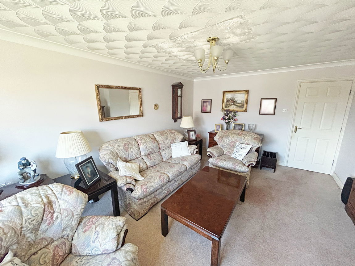 Thames Crescent, Hogsthorpe, Skegness, Lincolnshire, PE24 5PS