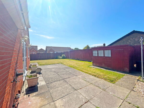 Thames Crescent, Hogsthorpe, Skegness, Lincolnshire, PE24 5PS