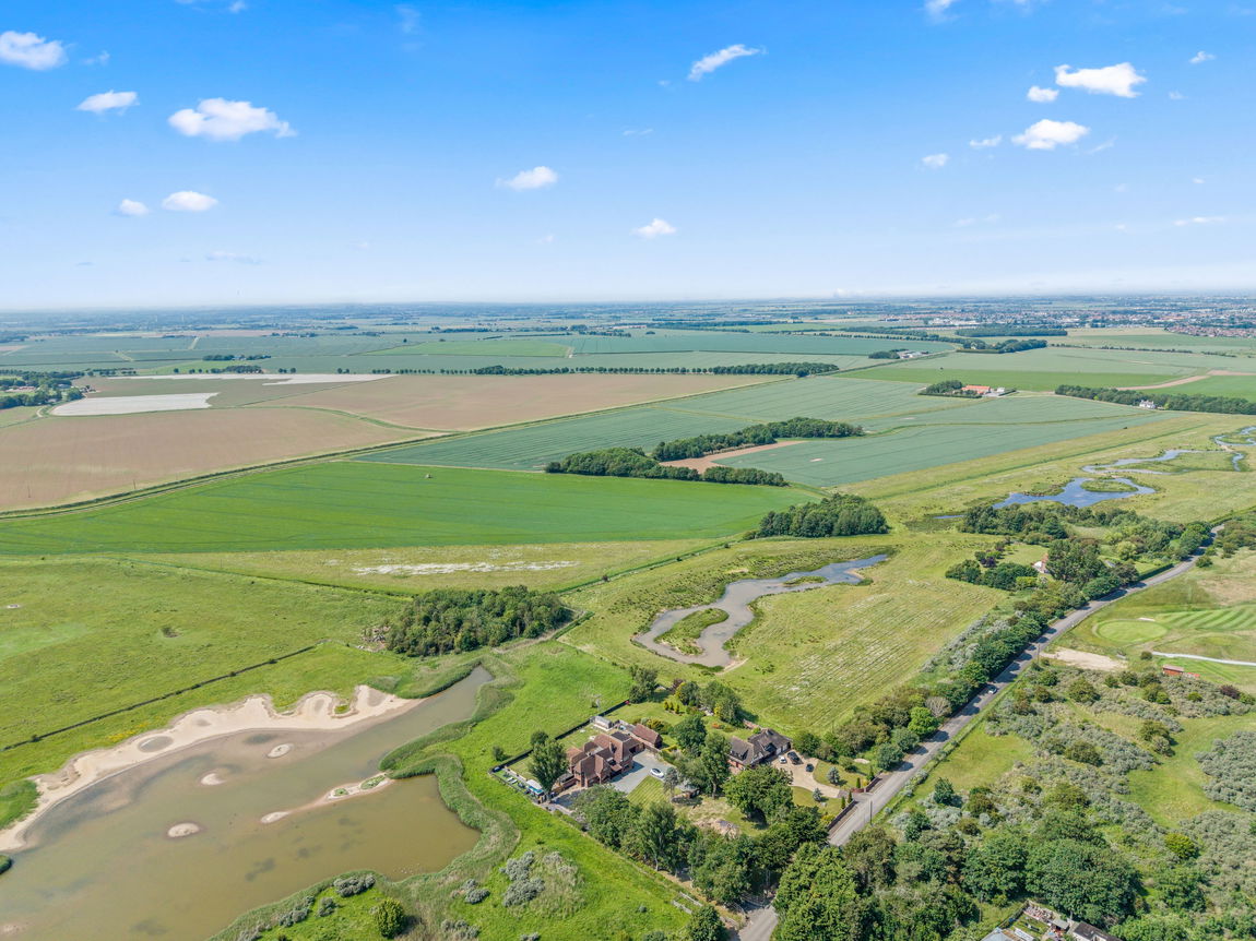 Gibraltar Road, Croft, Skegness, Lincolnshire, PE24 4SS