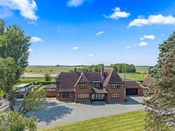 Gibraltar Road, Croft, Skegness, Lincolnshire, PE24 4SS