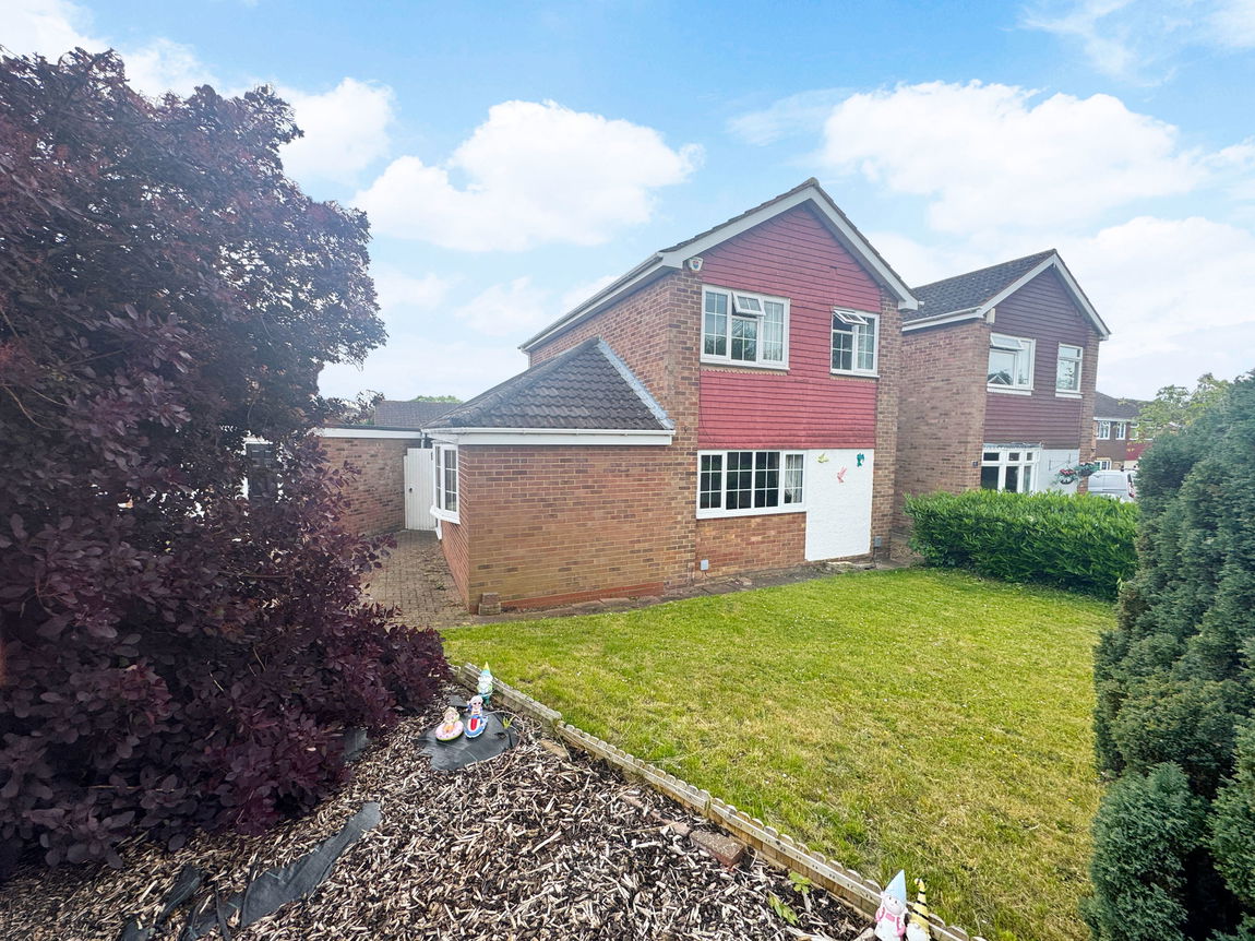 St Johns Avenue, Northampton, NN2 8RU