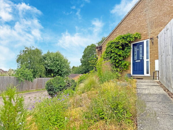Robert Hill Close, Hillmorton, CV21