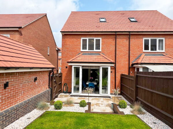 Catlow Street, Hugglescote, LE67 2JF