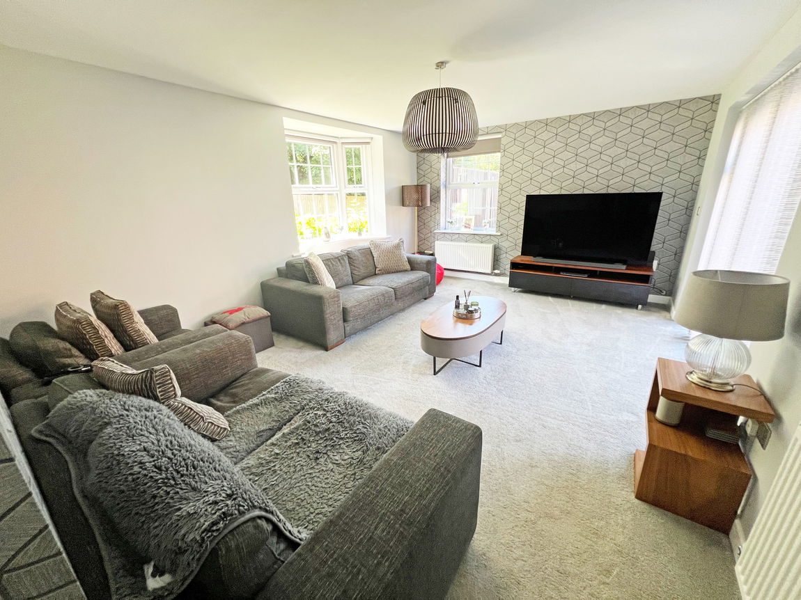 Kensington Avenue, Hinckley, LE10 3JE