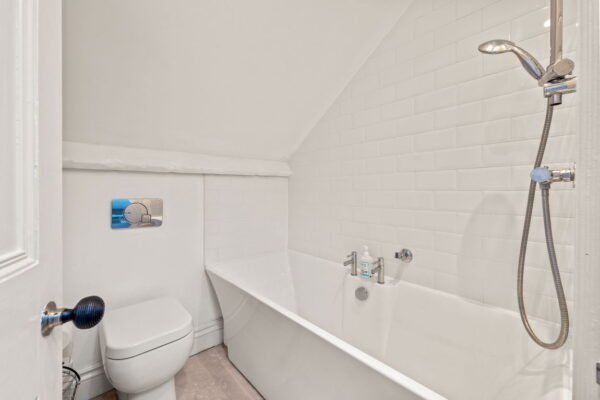 Fleeman Grove, West Bridgford, Nottingham, Nottinghamshire, NG2 5BH
