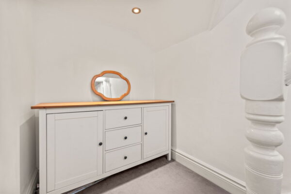 Fleeman Grove, West Bridgford, Nottingham, Nottinghamshire, NG2 5BH