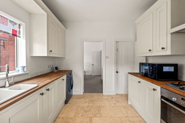Fleeman Grove, West Bridgford, Nottingham, Nottinghamshire, NG2 5BH