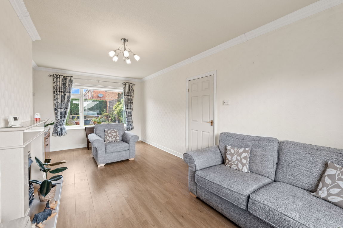 Holmewood Crescent, Nottingham, Nottinghamshire, NG5 5JG