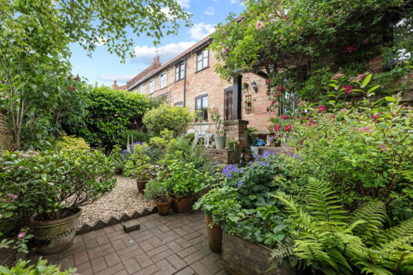 Wrens Lodge, Hill Road, Orston, Nottingham, NG13 9ND