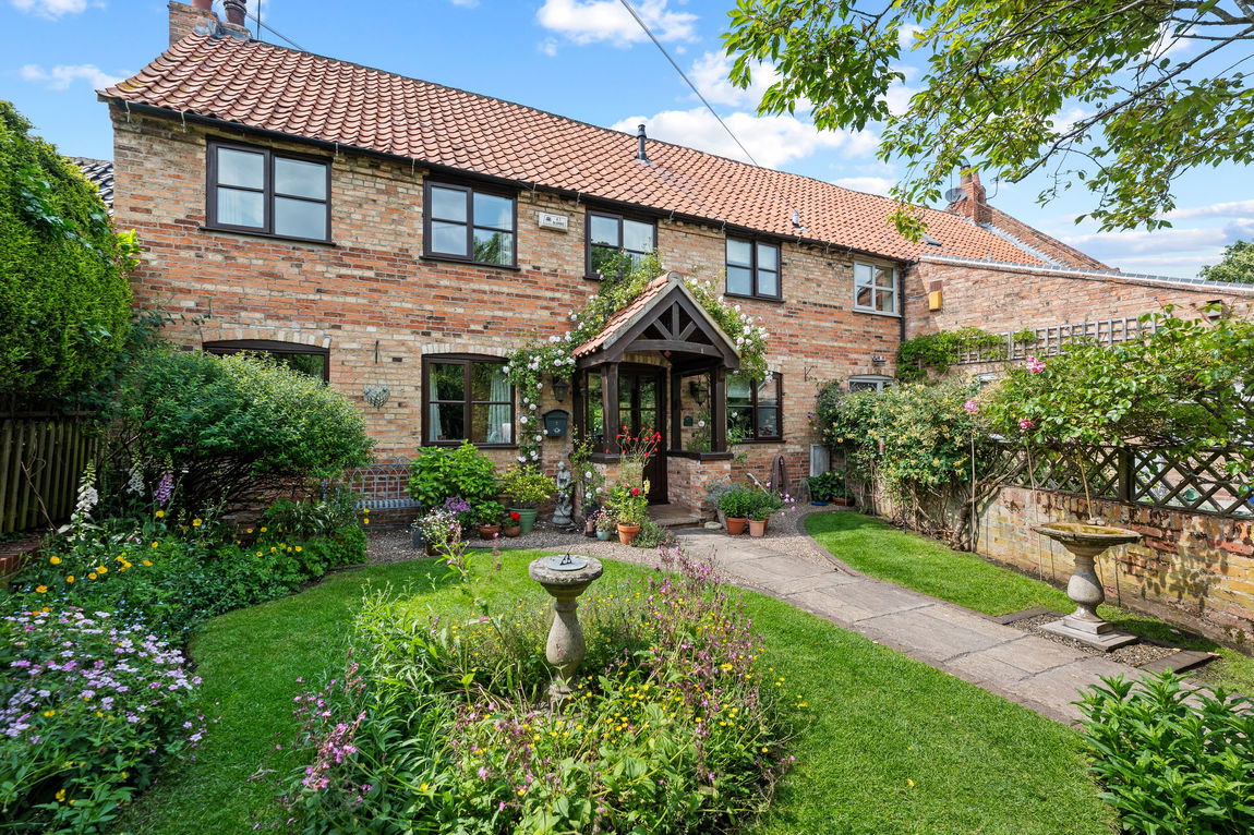 Wrens Lodge, Hill Road, Orston, Nottingham, NG13 9ND
