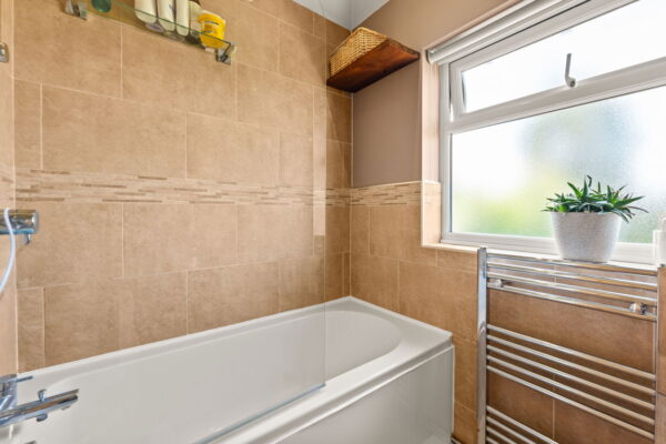 Tettenbury Road, Nottingham, Nottinghamshire, NG5 1LA