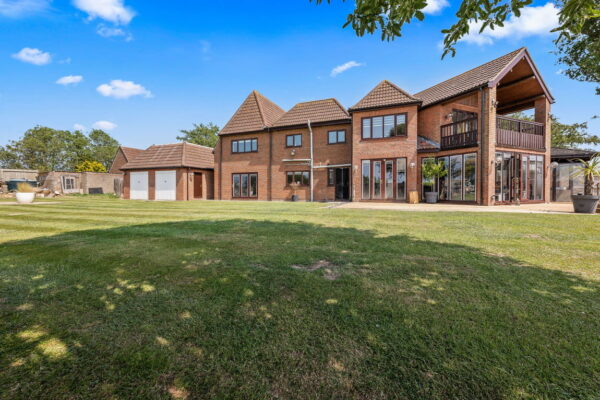 Gibraltar Road, Croft, Skegness, Lincolnshire, PE24 4SS