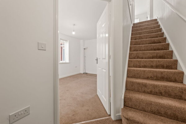 Diamond Close, New Ollerton, Nottinghamshire, NG22 9YP