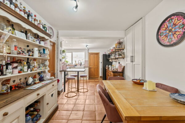 East Grove, Nottingham, Nottinghamshire, NG7 7LP