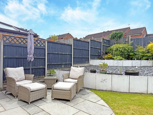 Robert Hill Close, Hillmorton, CV21
