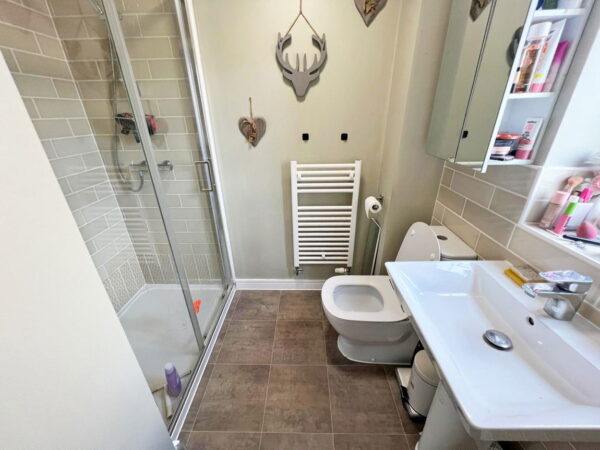 Saunders Drive, Coalville, LE67 4ER