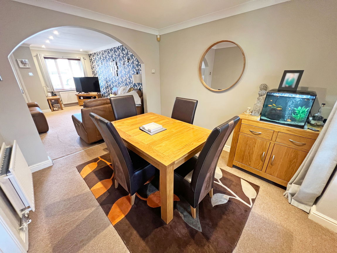Lodge Road, Fleckney, Leicester, LE8 8BX