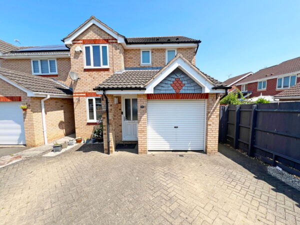 Lodge Road, Fleckney, Leicester, LE8 8BX