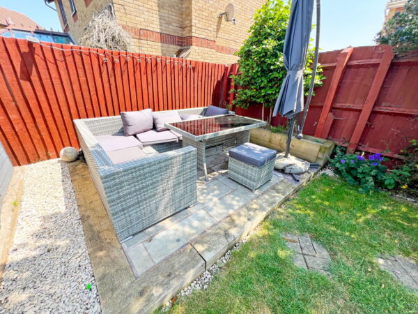 Lodge Road, Fleckney, Leicester, LE8 8BX